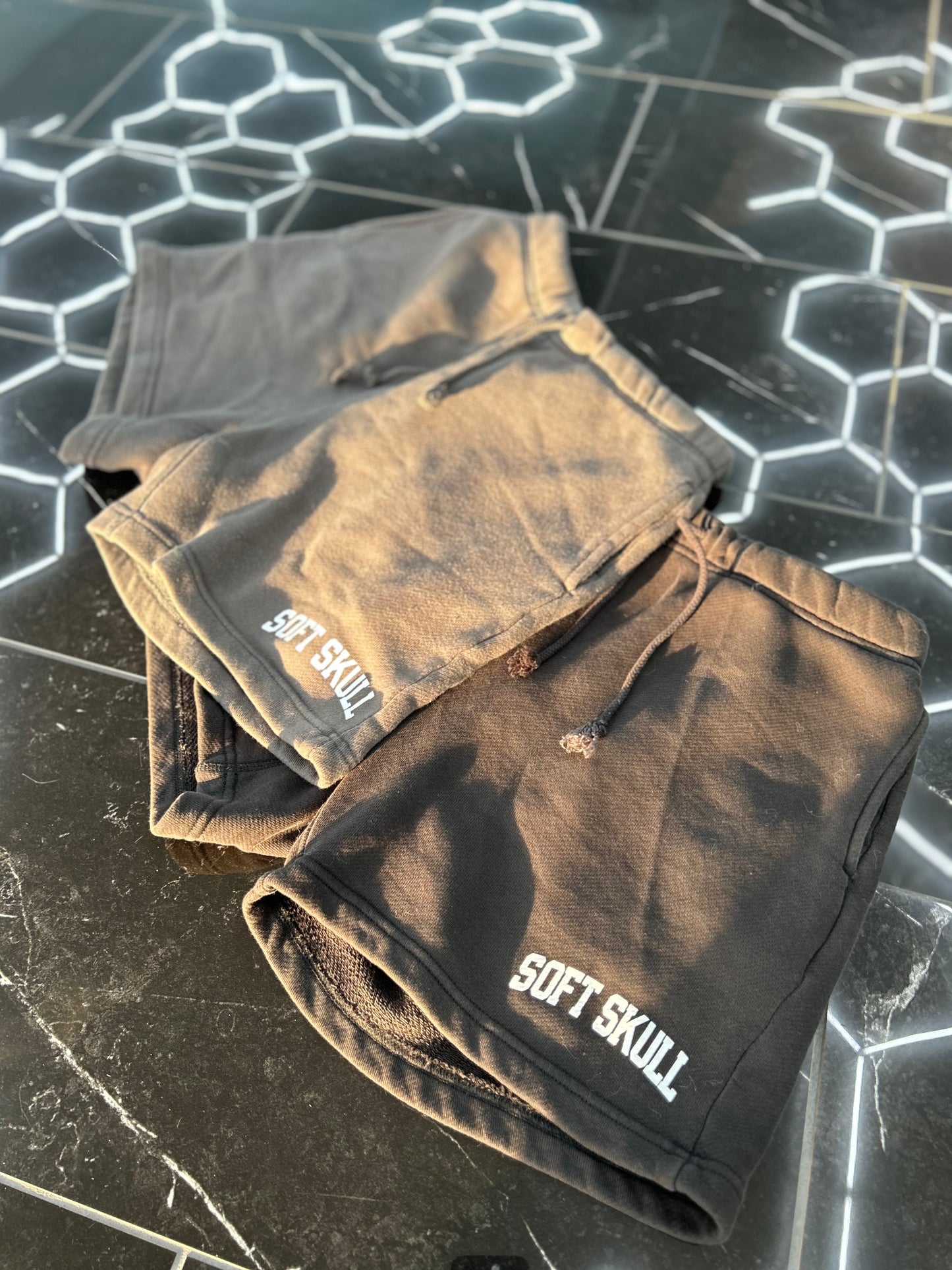 SWEATSHORTS