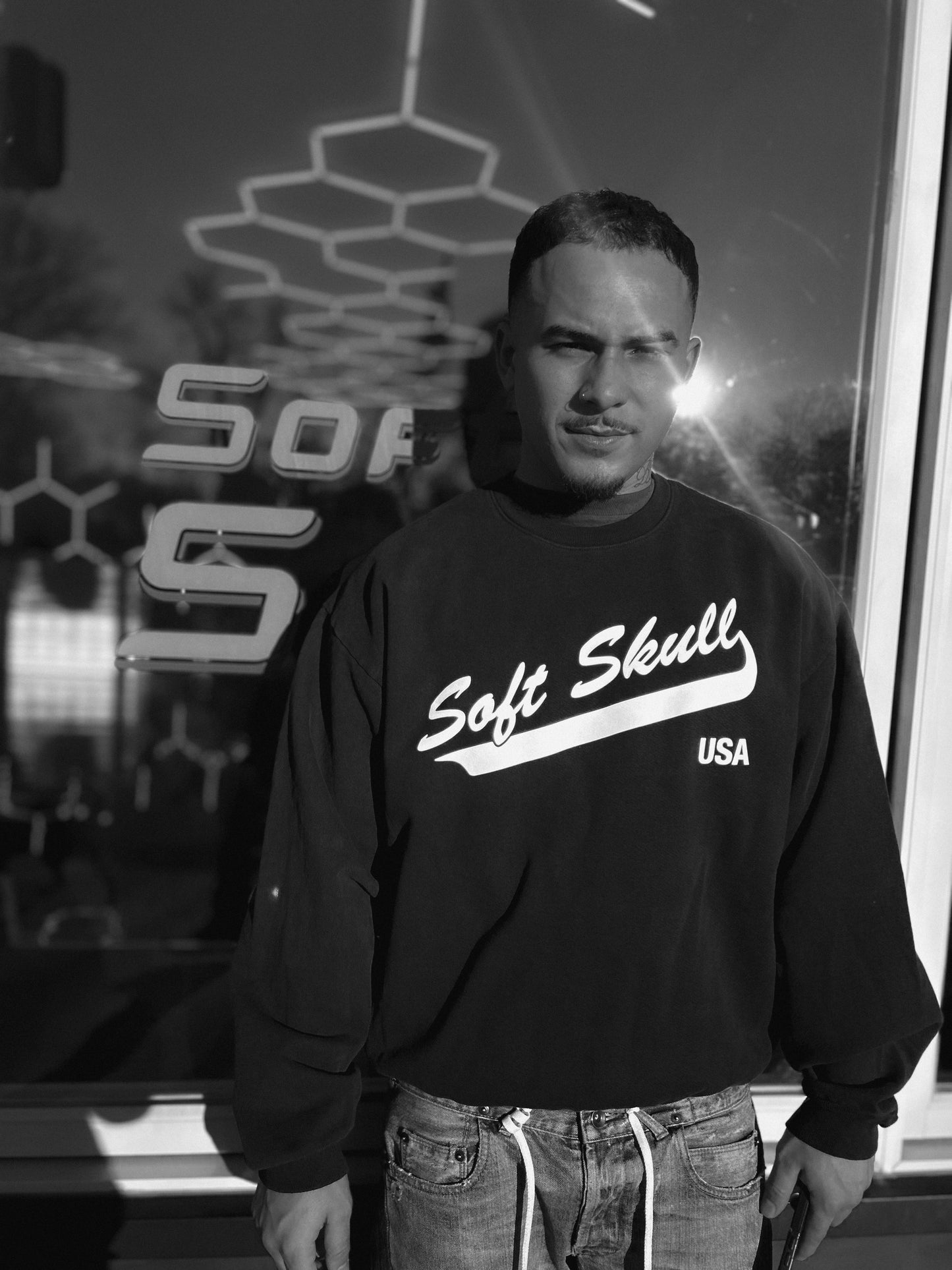 SOFT SKULL USA CREWNECK
